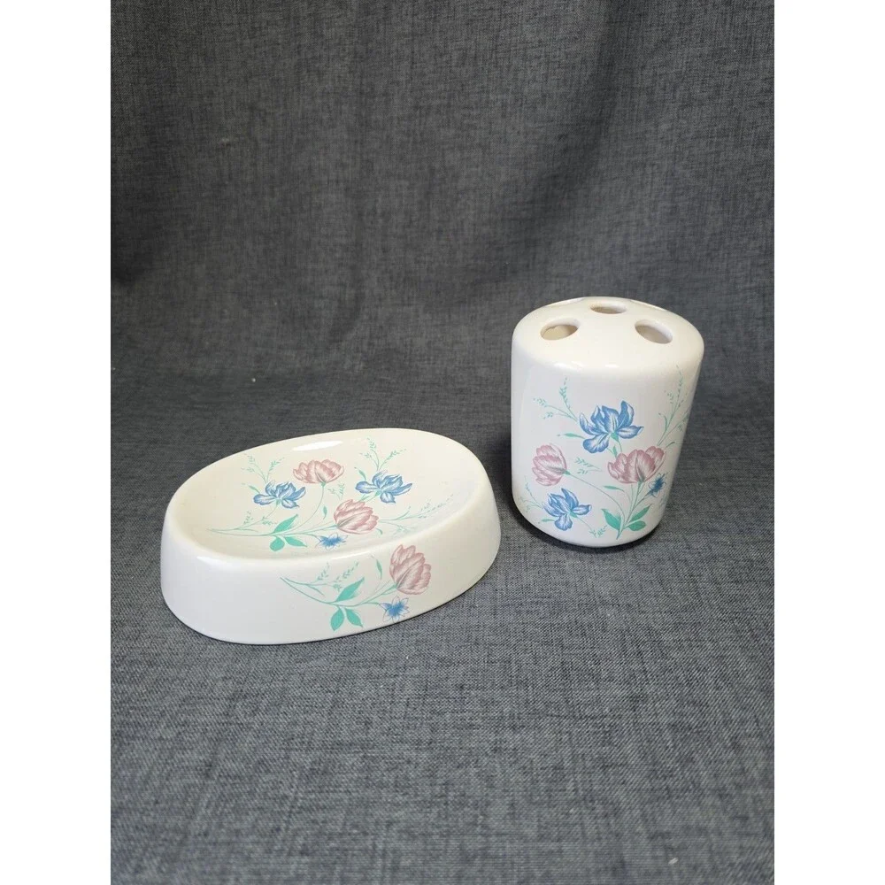 Vtg Donner Floral Ceramic Bathroom Set Soap Dish & Toothbrush Cup Cottagecore